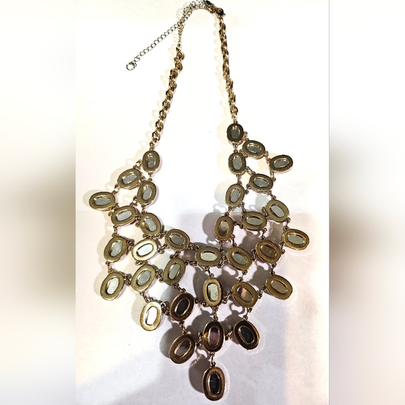 2/$20 Unbranded Faux Multi Gem Necklace - Picture 2 of 5